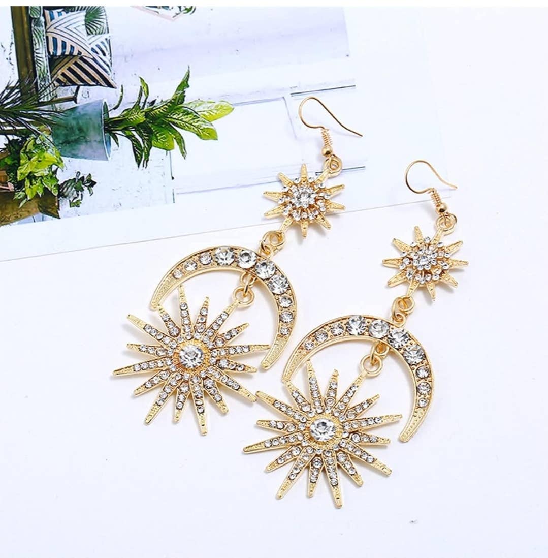 Mary Goddess Crown & Earring Set | Celestial Pearl Halo Embellishment