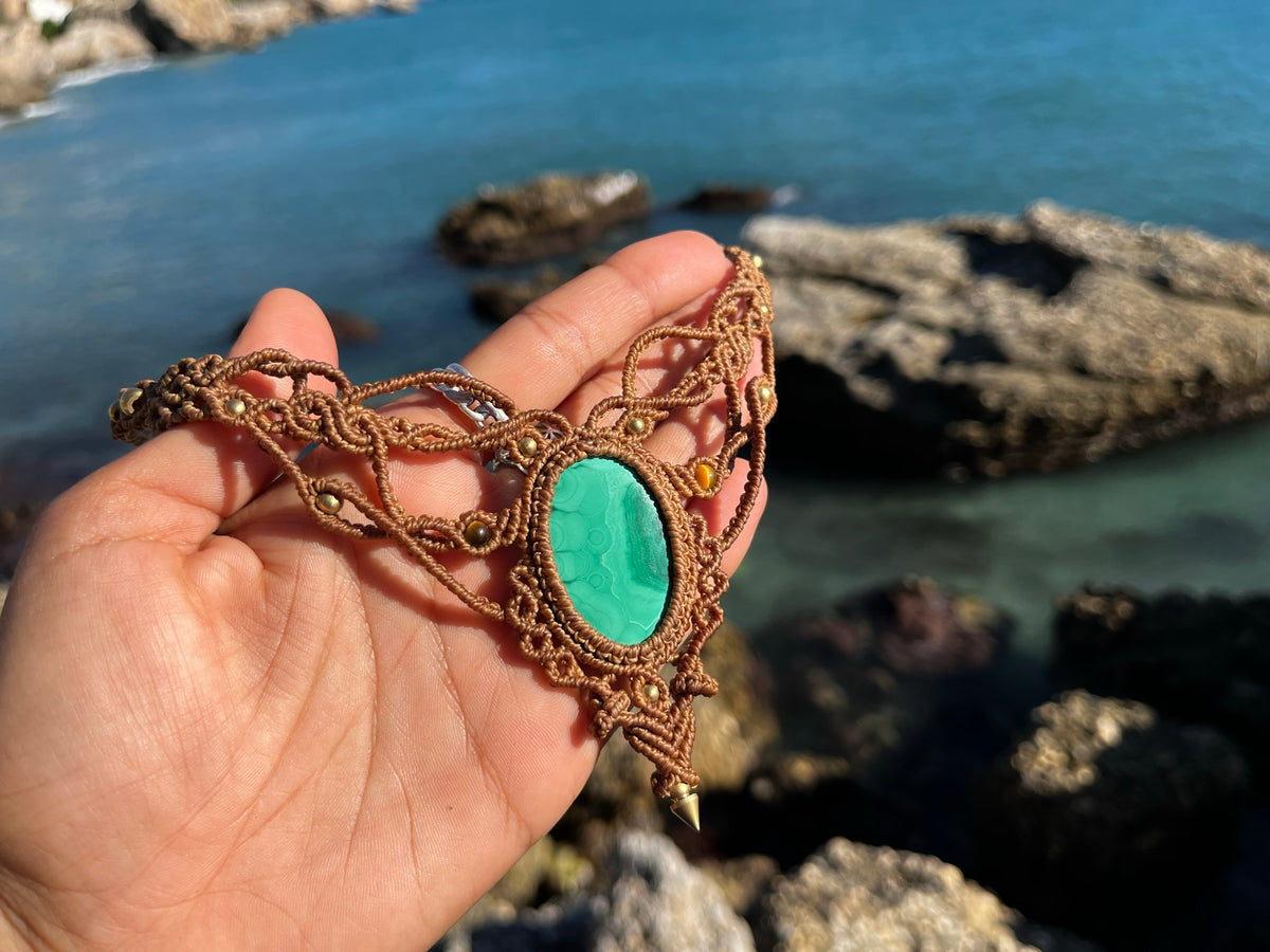 Malachite Brown Macrame Choker | Deborah Guedes