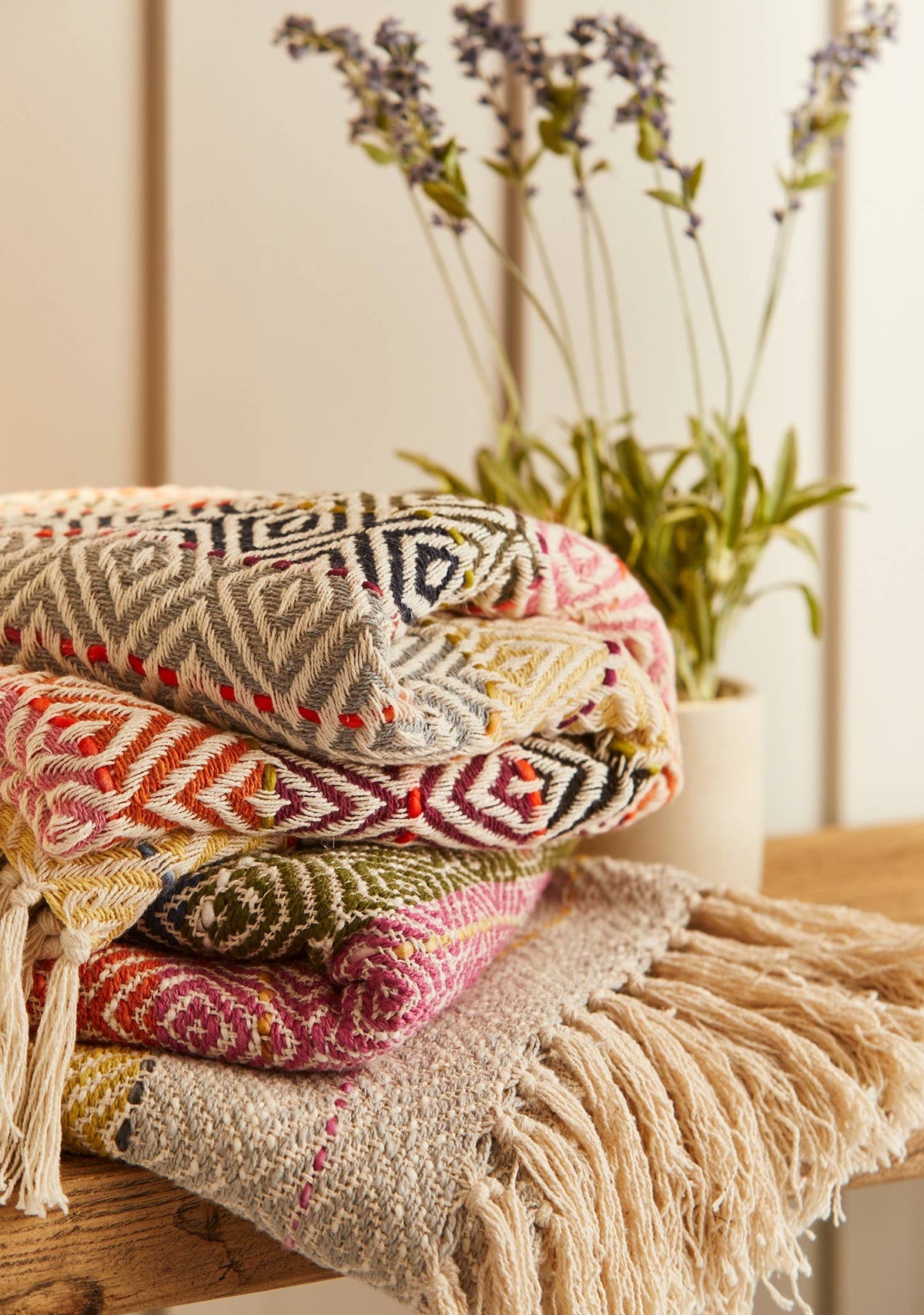 Multi Diamond Handloom Throw | Handwoven Cotton Blanket