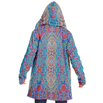 Electric Totem Sherpa Cloak | Recycled Performance Fleece | Manifestie