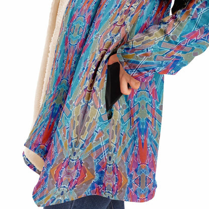 Electric Totem Sherpa Cloak | Recycled Performance Fleece | Manifestie