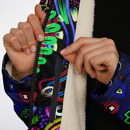 Trippy Cat Hooded Zipper Cloak | Micro-Mink Fleece