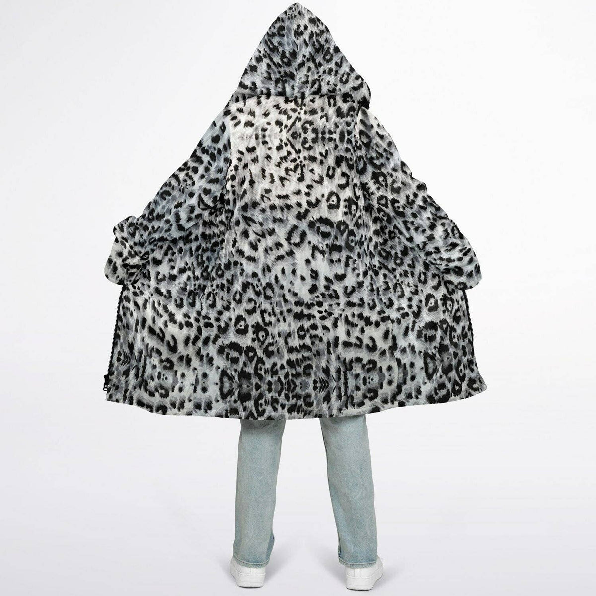 Snow Leopard Zipper Cloak | Recycled Performance Fleece | Manifestie