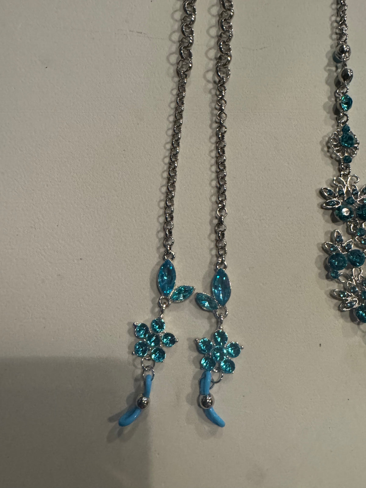 Vintage Glasses Chains