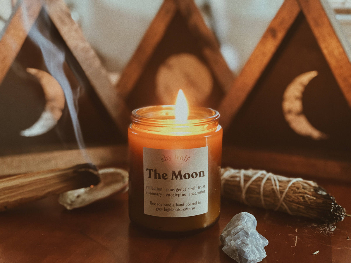 The Moon Tarot Inspired Soy Candle | Eucalyptus, Spearmint & Rosemary
