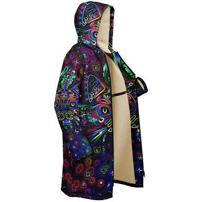 Trippy Cat Hooded Zipper Cloak | Micro-Mink Fleece
