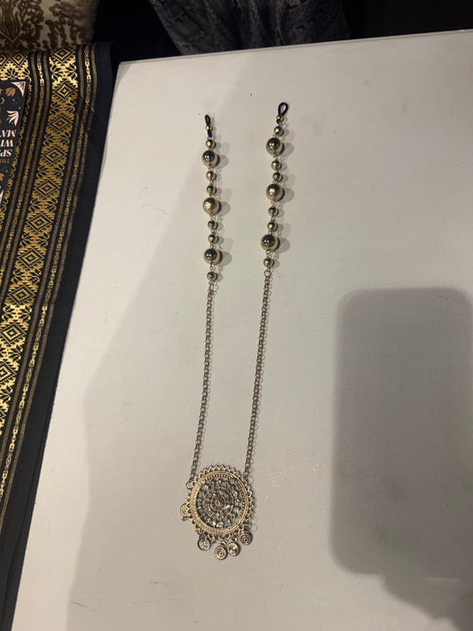 Vintage Glasses Chains