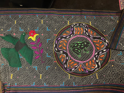 Maestro Nima Shipibo Cloth | Handcrafted Shipibo Artwork