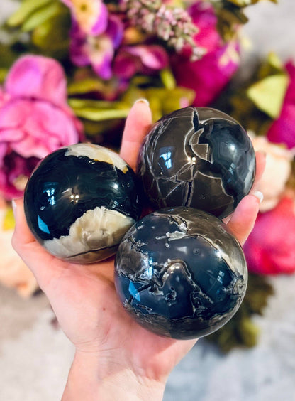 Volcano Agate Sphere | UV Fluorescent Crystal Sphere