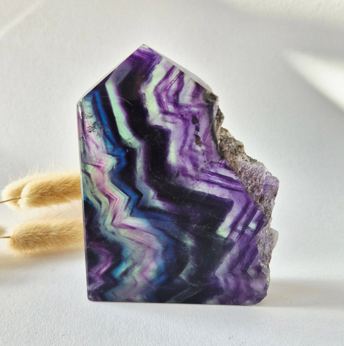 Candy Fluorite sculpture with raw edge - 488 g