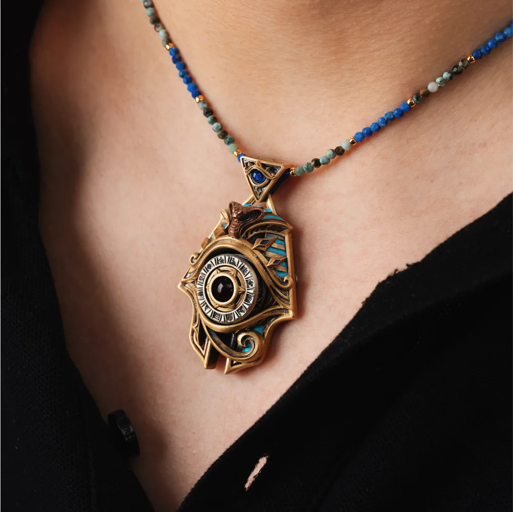 Eye of Horus Spinner Pendant | Coppertist.Wu