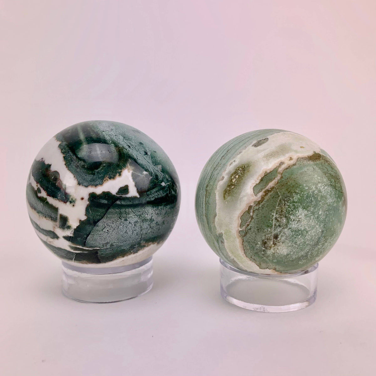 Green Sardonyx Sphere | Crystal for Good Fortune & Strength