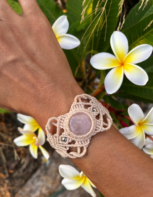 Rose Quartz Bracelet | Beige Macrame