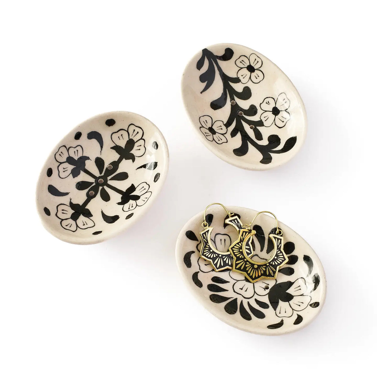Lalita Soap Dish | Handcrafted Jaipur Pottery Dish